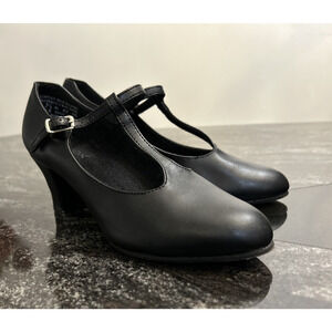 Capezio Women's Jr. Footlight T-Strap Dance Shoe 6.5 Black